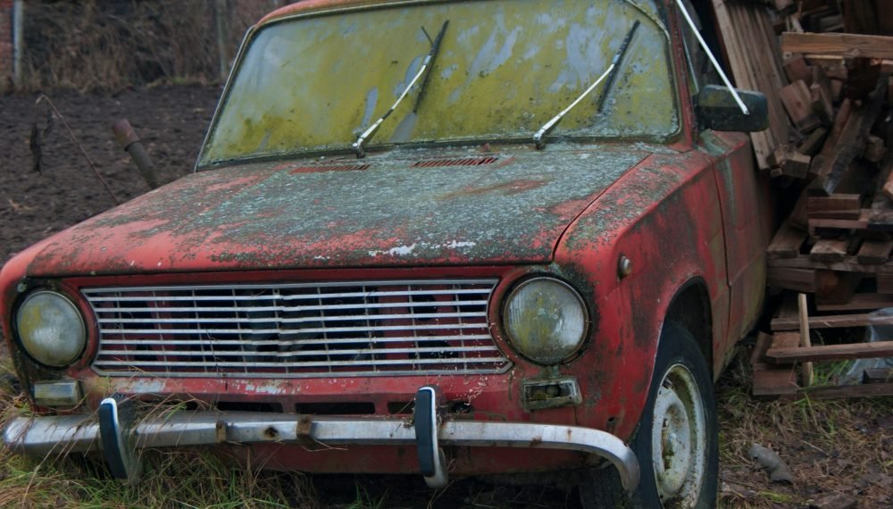 old rusty car